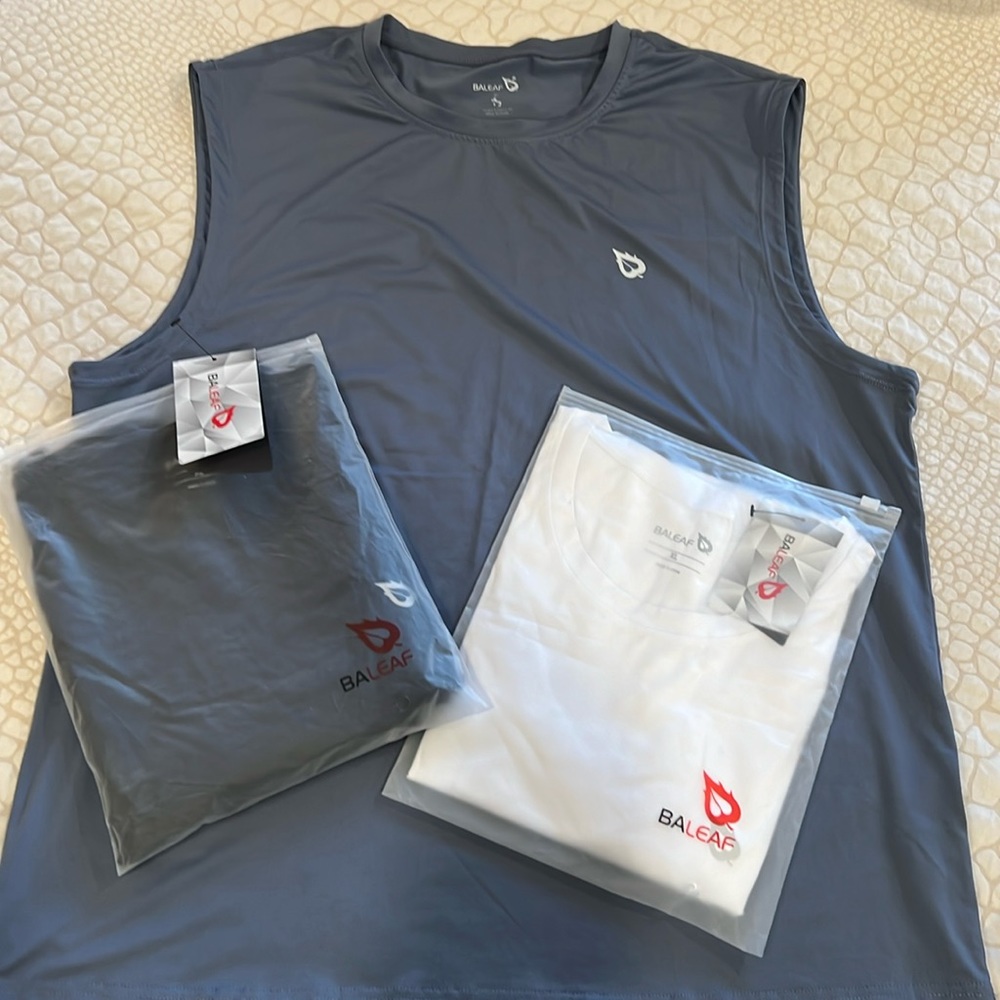 performance shirts set of 3 Baleaf black white gray size XL